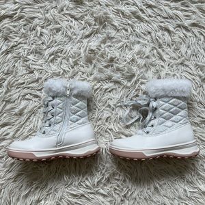 NWOT Dynasty Girls Winter Boots | Size 12